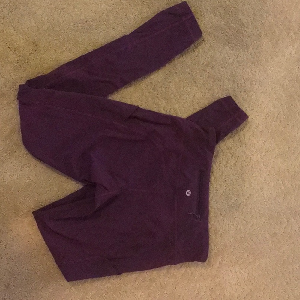 Size 6 lululemon leggings